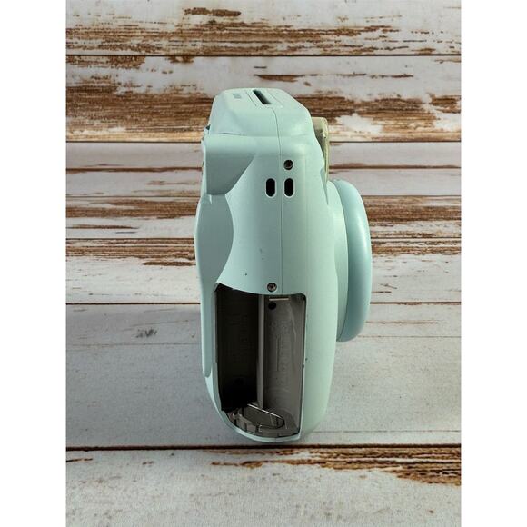 Fujifilm Instax Mini 8 Instant Camera Ice Blue Auto Exposure No Battery Cover - Picture 2 of 5